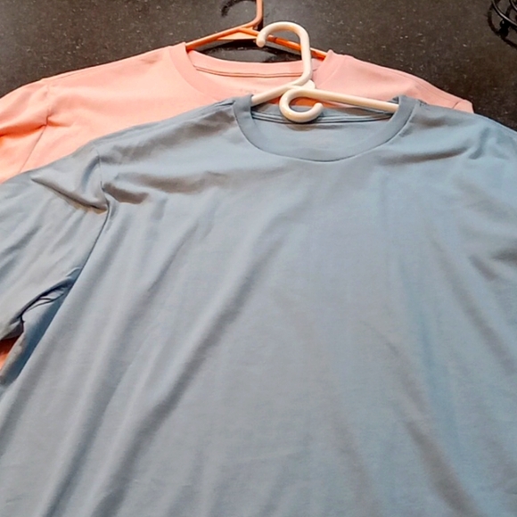 Tshirt bundle - Picture 1 of 3